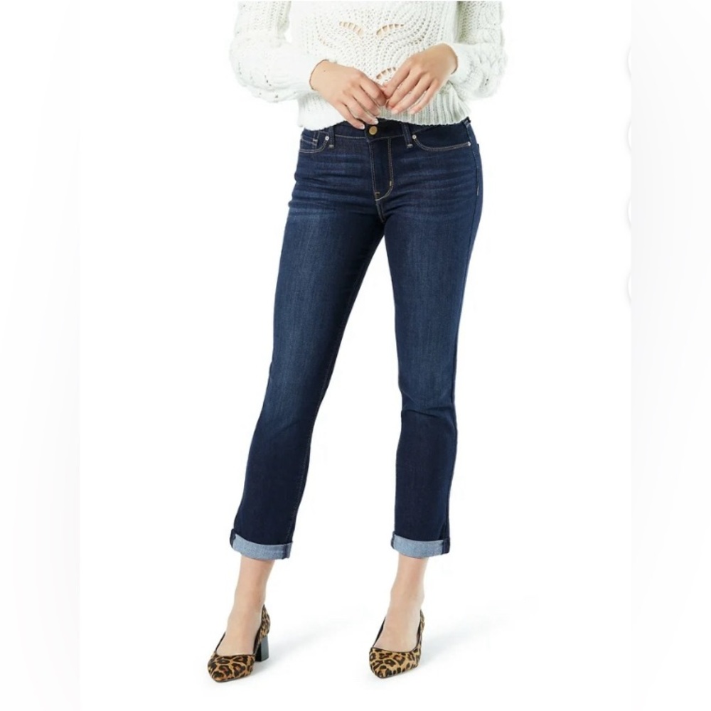 Levi’s Signature modern slim cuffed jeans. Size 22. EUC.